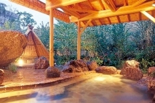 檜木の湯(露天風呂）